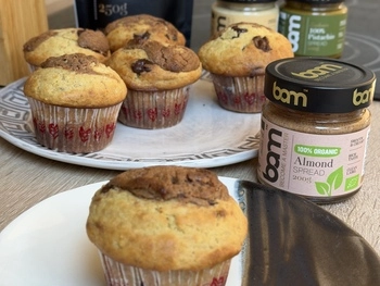 magdalenas jugosas con pasta de almendra 100 para untar